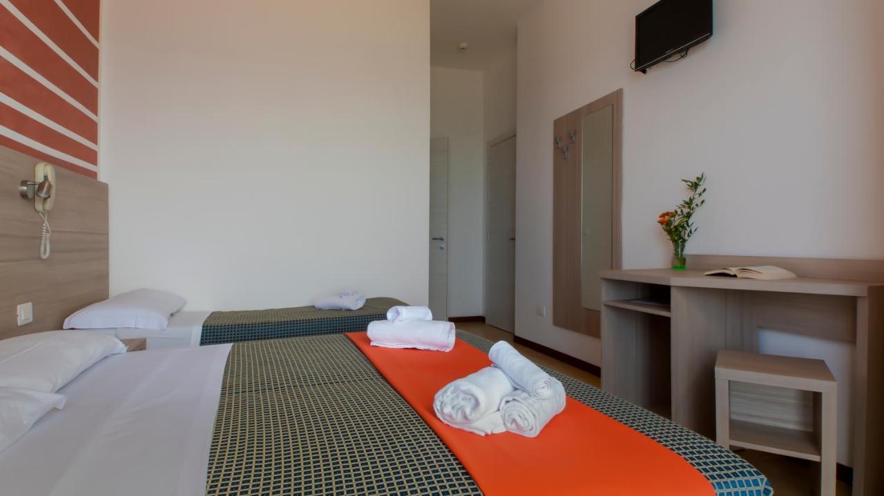 Hotel President's Pesaro Exterior foto