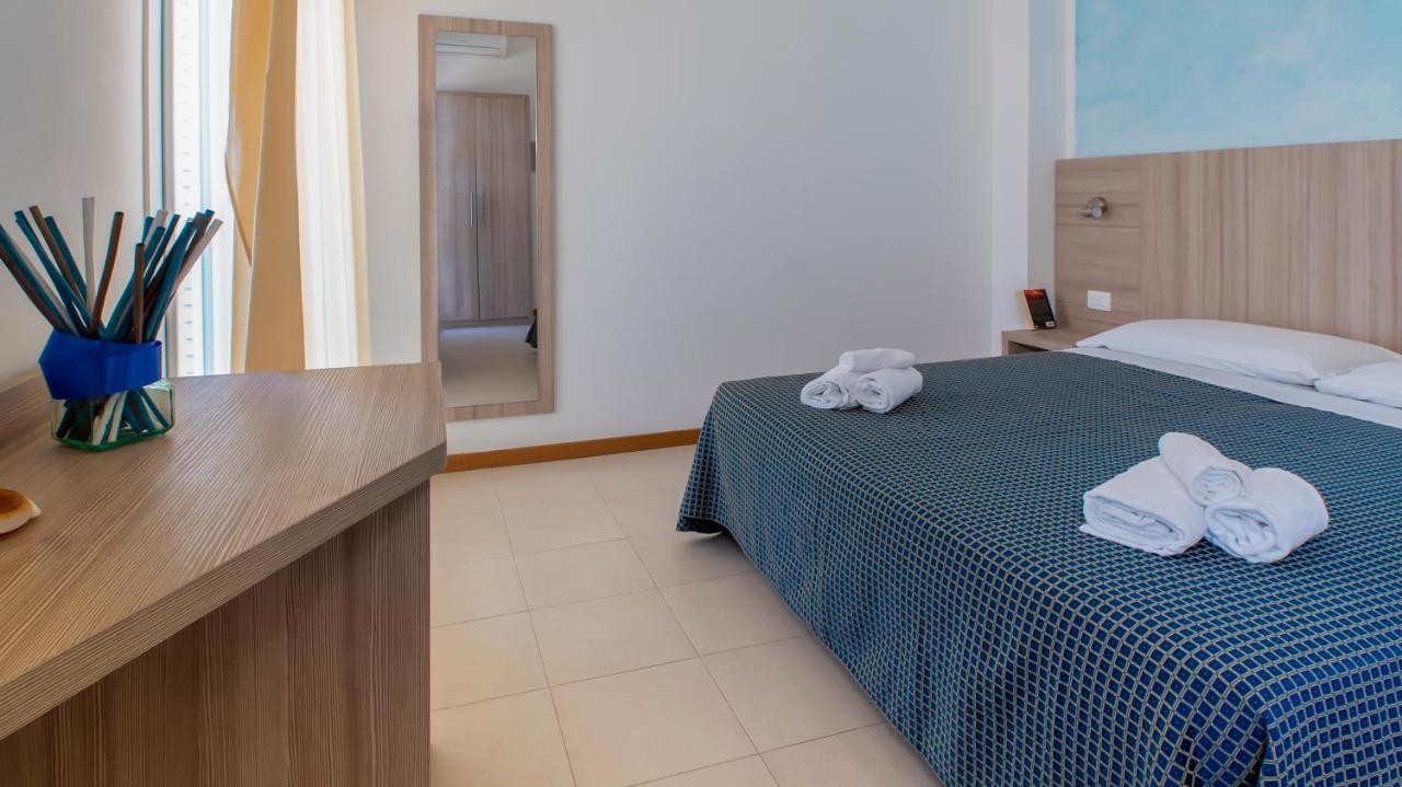 Hotel President's Pesaro Exterior foto